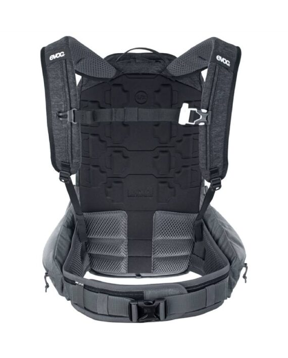 evoc trail pro 16l product